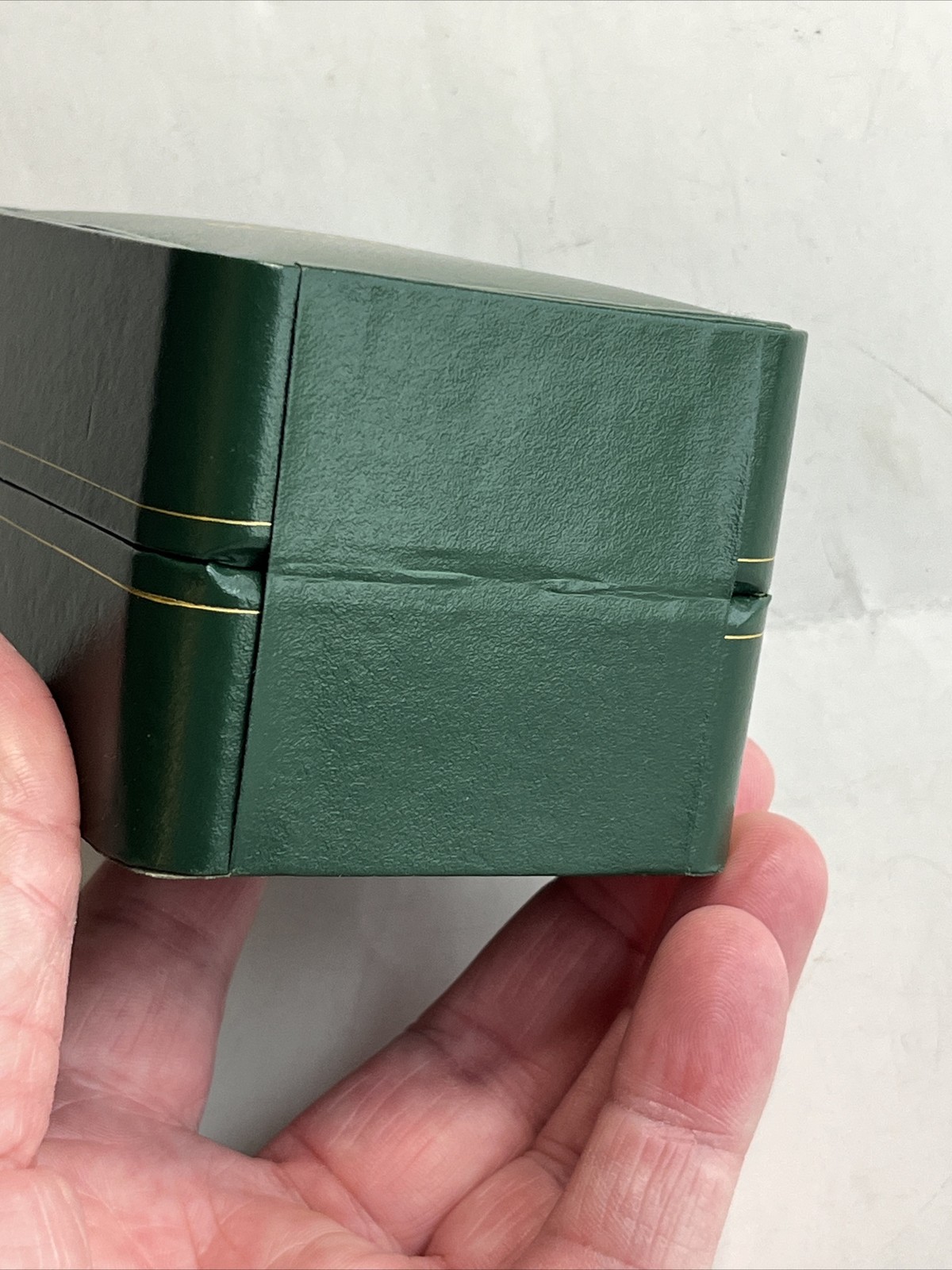 Vintage HELBROS Green LDS HARD SHELL DISPLAY BOX