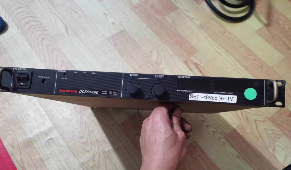 1pcs DCS60-20E DC power supply