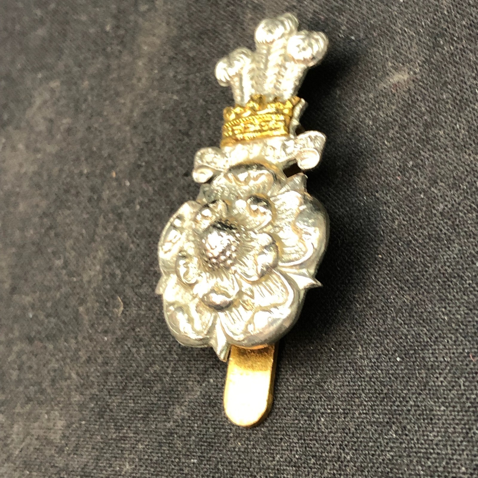 Yorkshire Hussars - Original British Army Cap Badge
