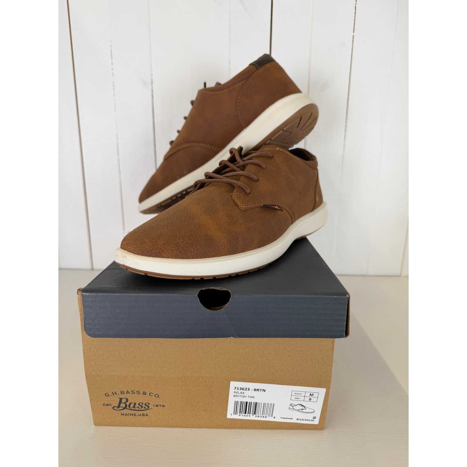 New G.H. Bass Men's Slip-On Casual Shoes - Brown/White, Faux Leather