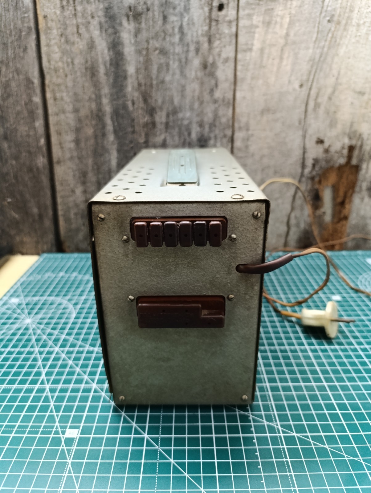 Vintage oscilloscope LO-70 WORKING