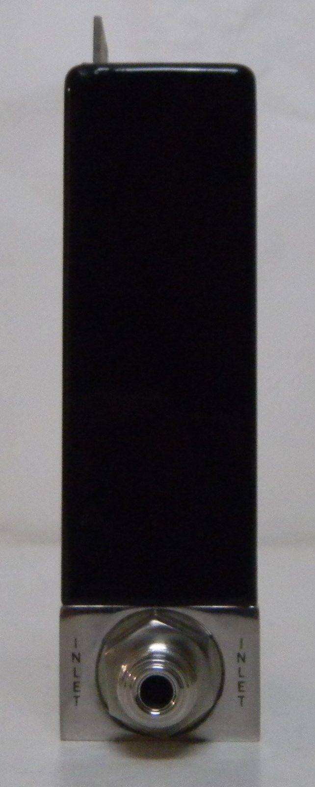 Unit UFC-1200A Mass Flow Controller, Gas- O2, Range- 2 SLM, Used