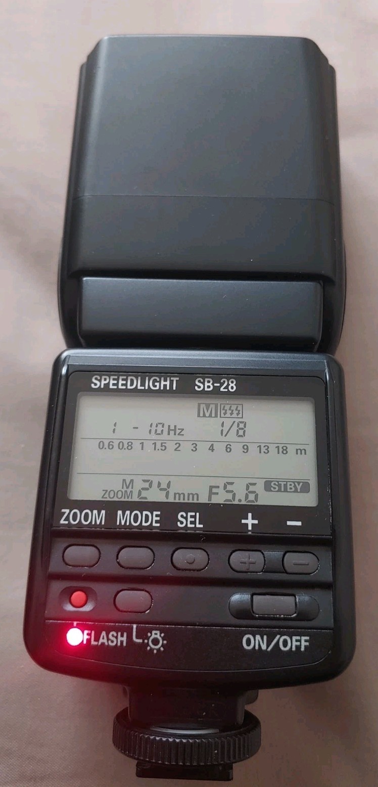 OPEN BOX Nikon Speedlight SB-28 Shoe Mount Flash, Excellent condition, USA