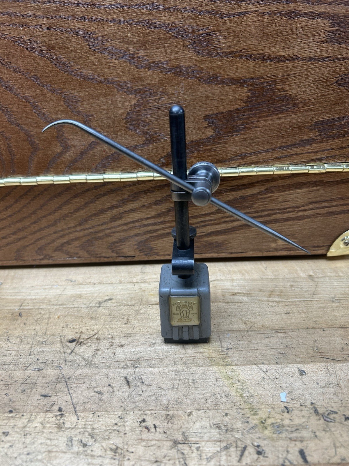 VINTAGE LUFKIN MITI-MITE MAGNETIC INDICATOR HOLDER
