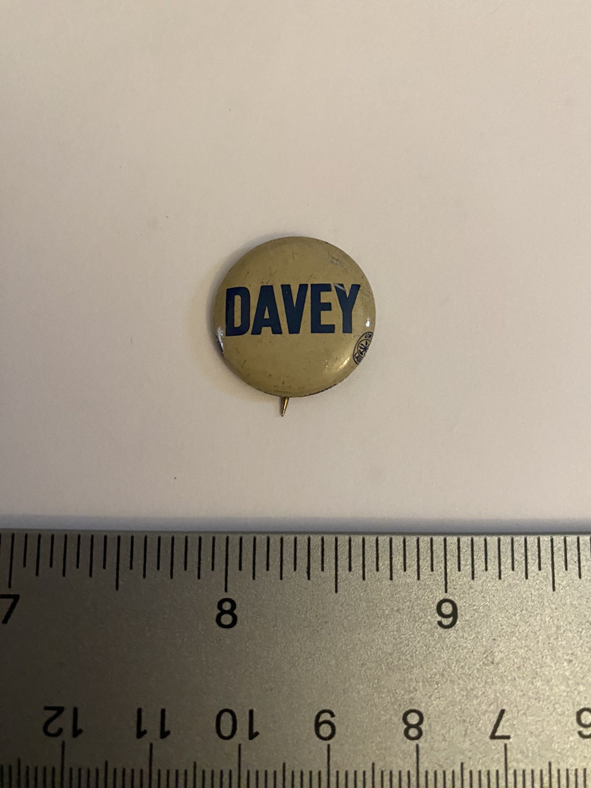 Davey By Bastian Bros Pin Back Button P140