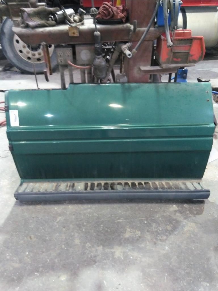 For 2011 FREIGHTLINER COLUMBIA 120 SIDE FAIRING Right ,  MN