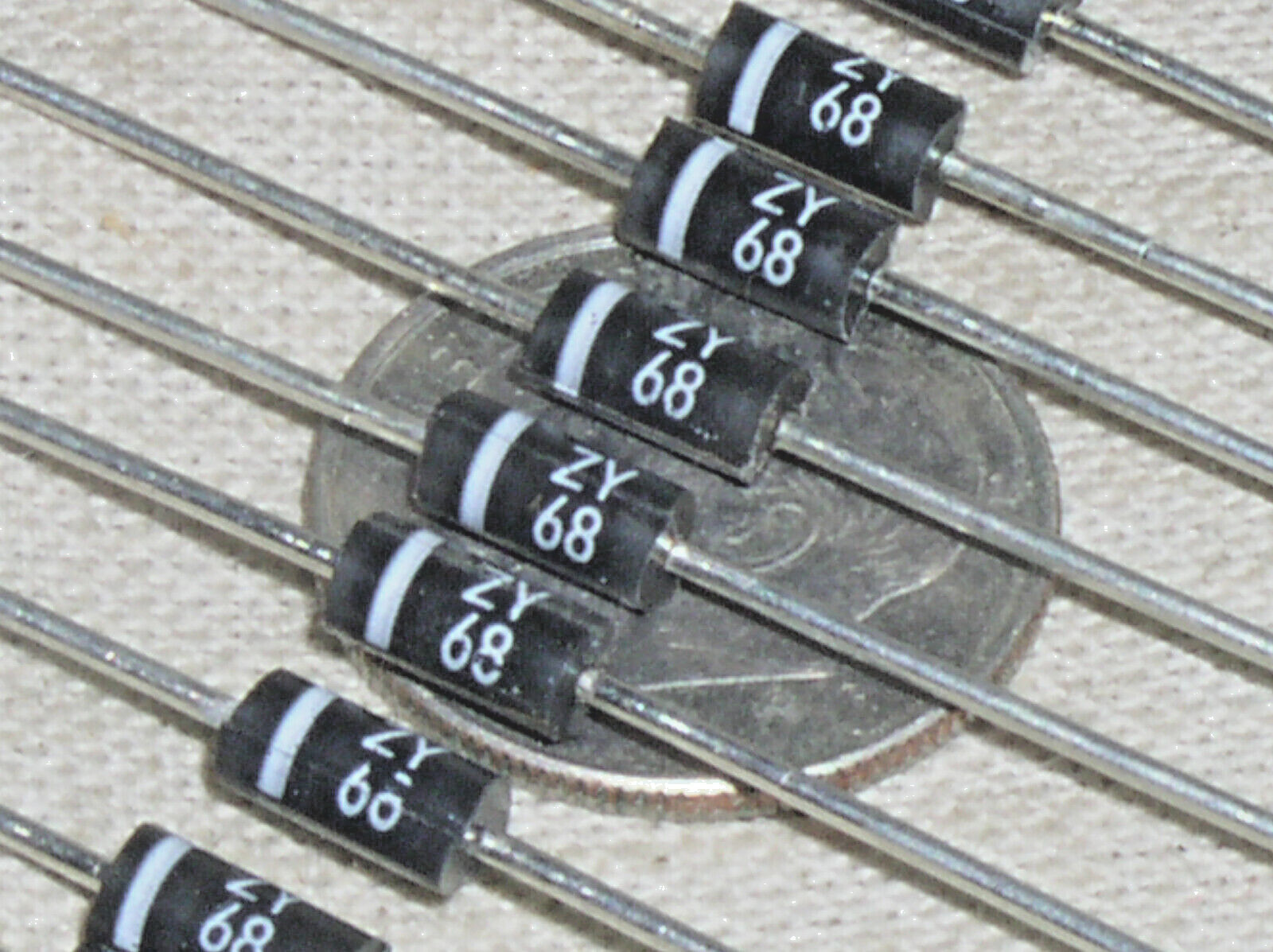 10 NEW ITT ZY68 ZY 68 68V 5% ZENER REGULATOR DIODE 68 V VOLT 2W 2 WATT DO-41 USA
