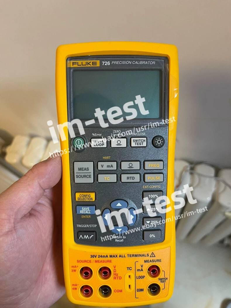 Fluke 726 Multifunction Process Calibrator Calibrated /tested good