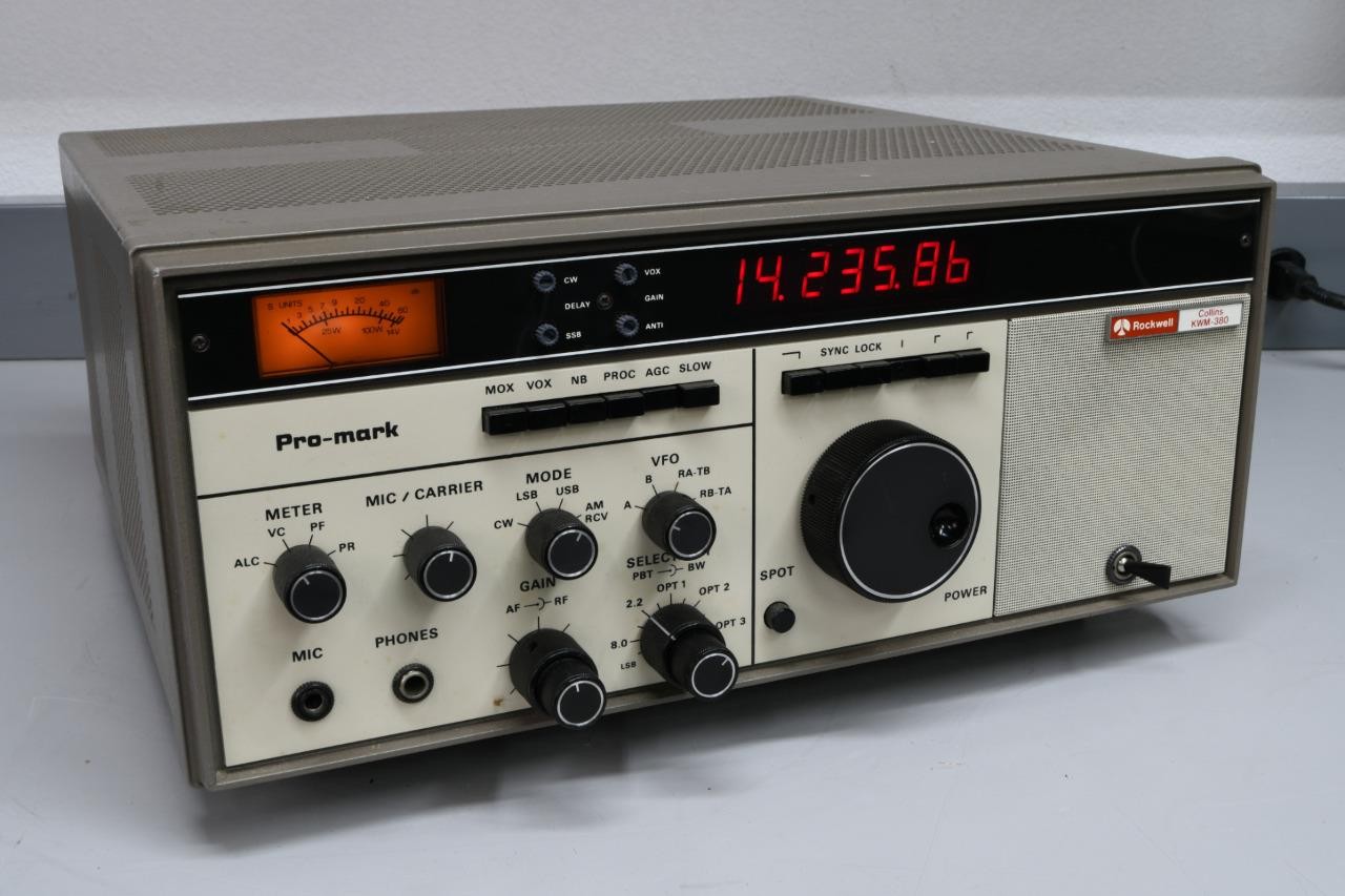 ROCKWELL COLLINS KWM-380 TRANSCEIVER S#34  see video