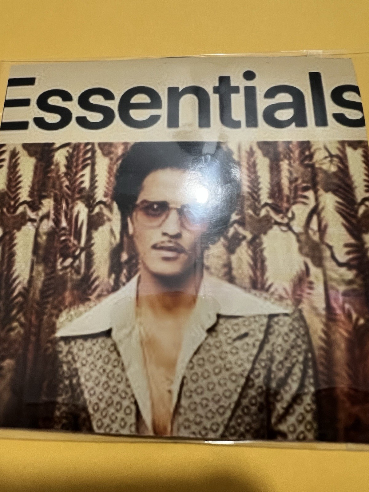Bruno Mars – Essentials (2 Cd's)  Promo