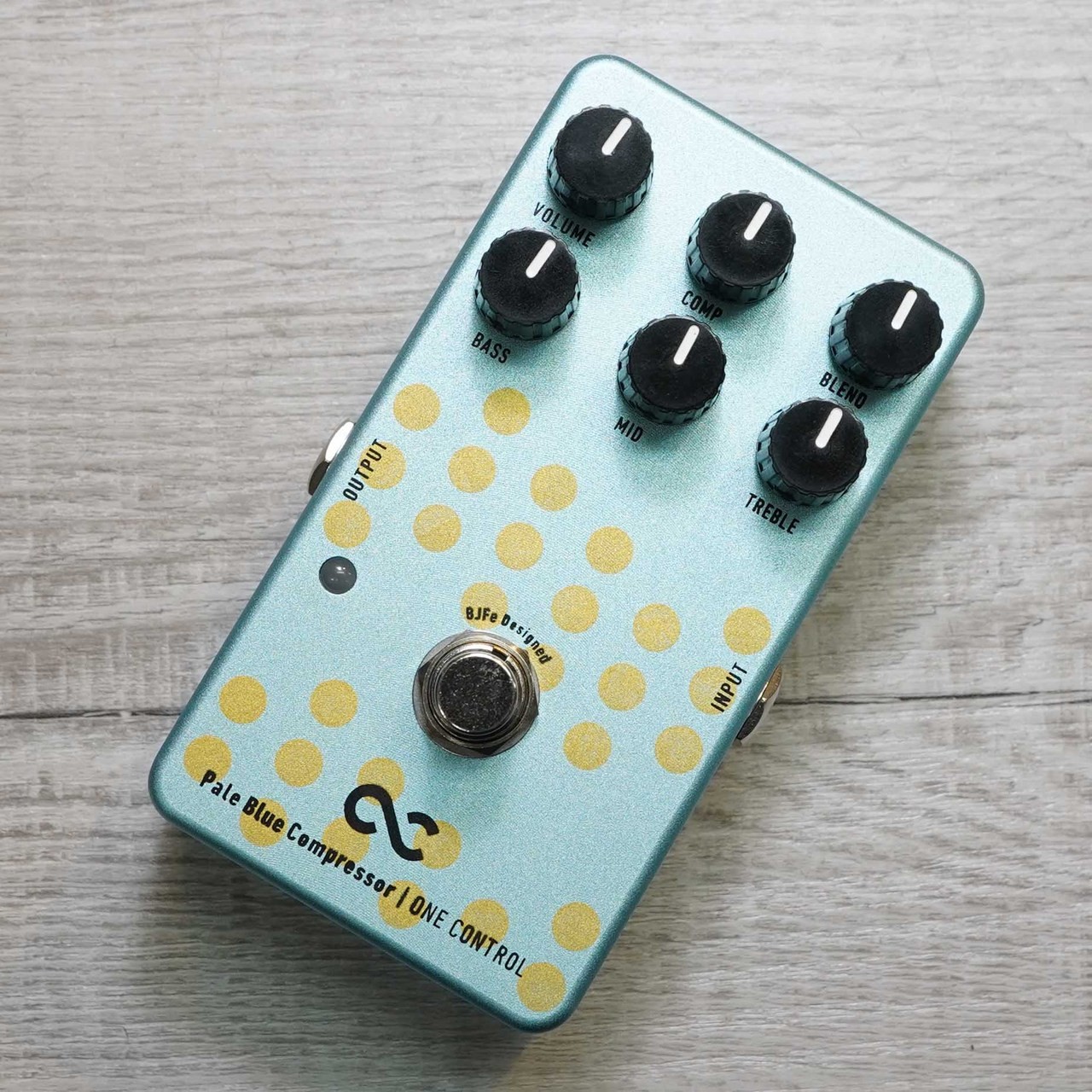 One Control Pale Blue Compressor
