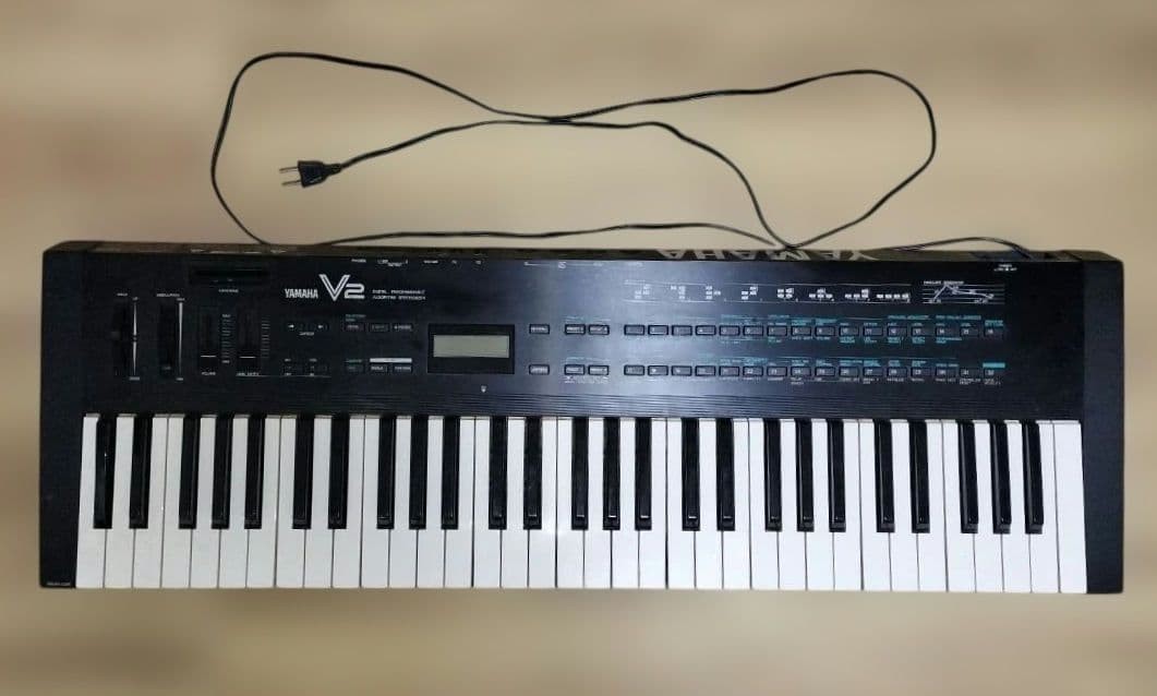 YAMAHA V2 Digital Programmable Algorithm Synthesizer JANK