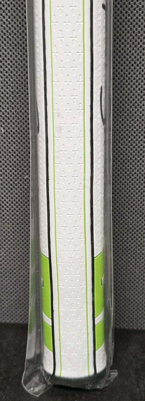Traxion WristLock Putter Grip