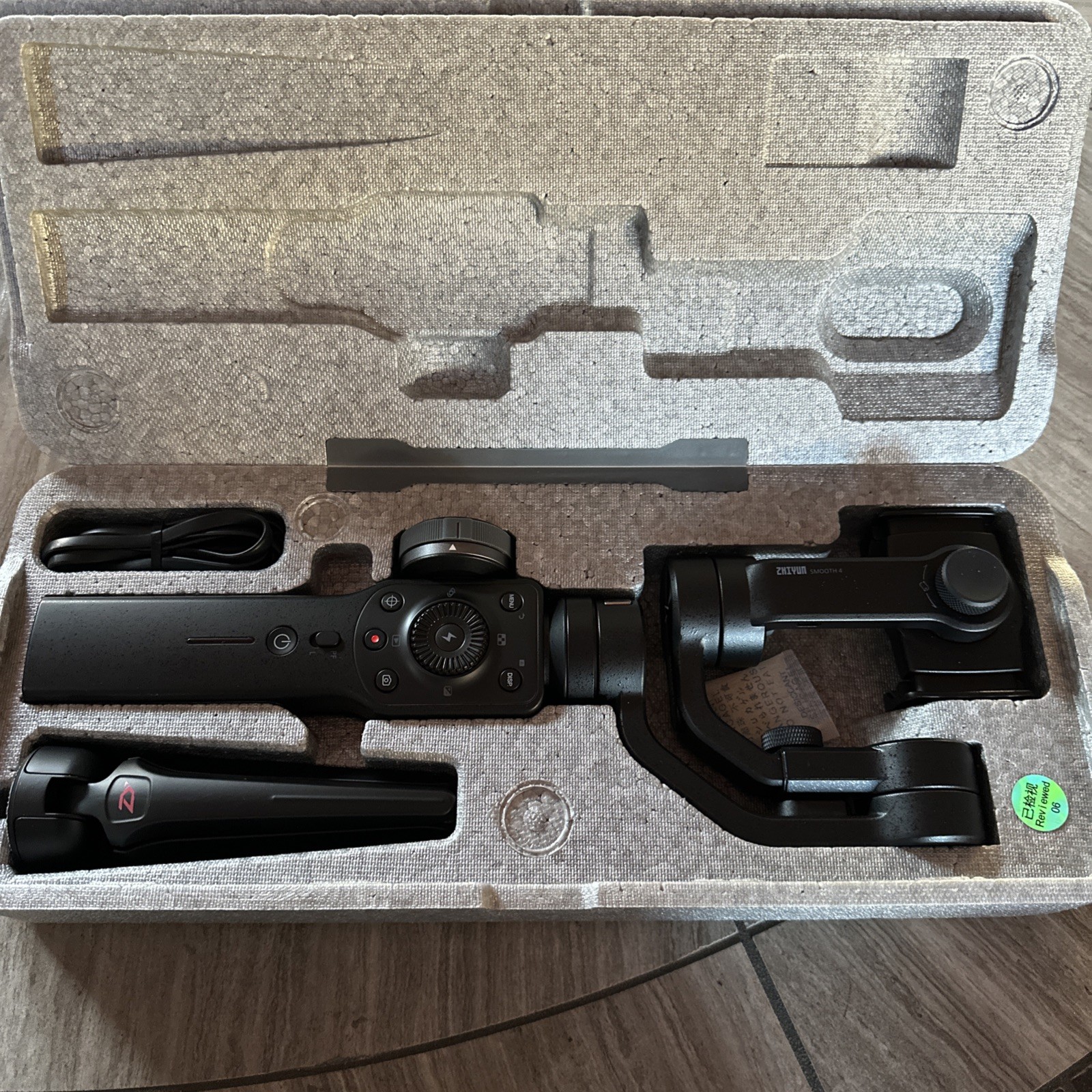 Zhiyun Smooth 4 Gimbal Stabilizer 3-Axis Handheld For Smartphones Open Box