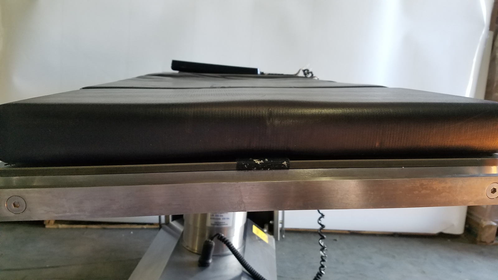 Skytron 1700 Surgical Table With Hand Control
