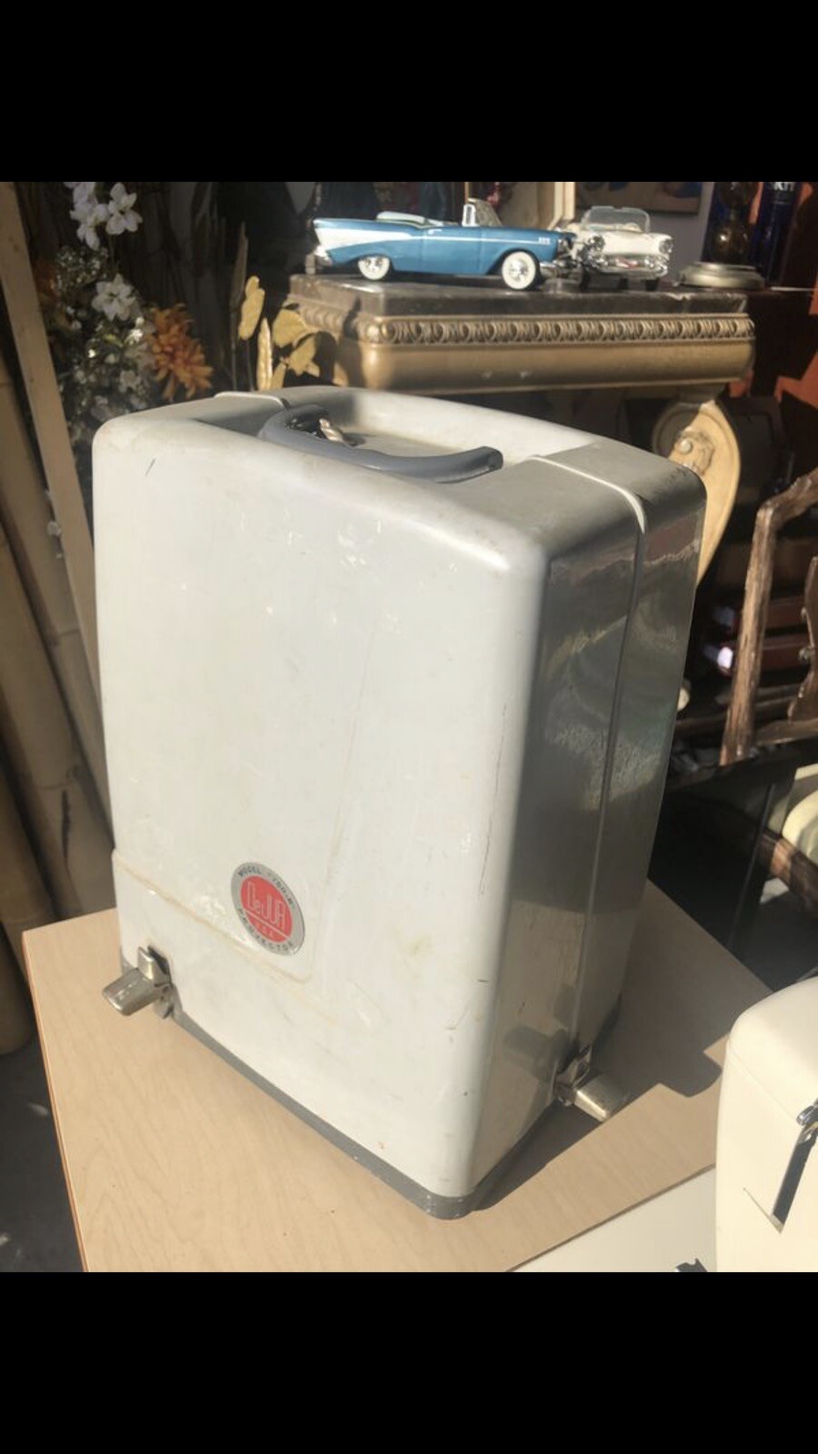 Mid Century Dujur Movie Projector 📽