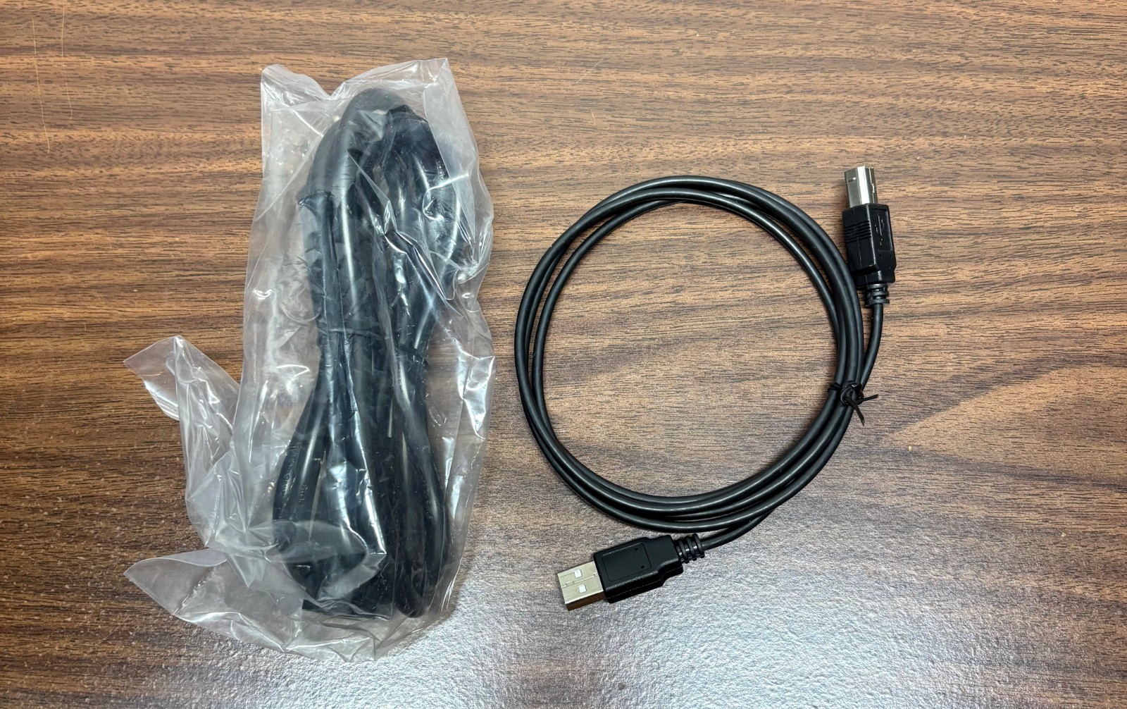 MOTU 8pre — 16 x 12 USB audio interface with 8 mic inputs - New - Opened Box