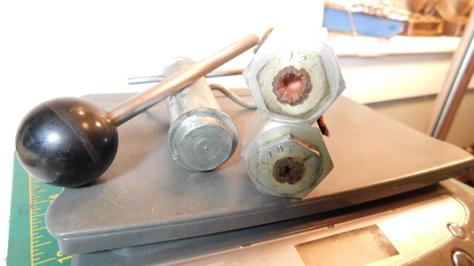 E1212E/1670E #223 Fluid Control Valves, Controller Knob Handle &1x3"Pin
