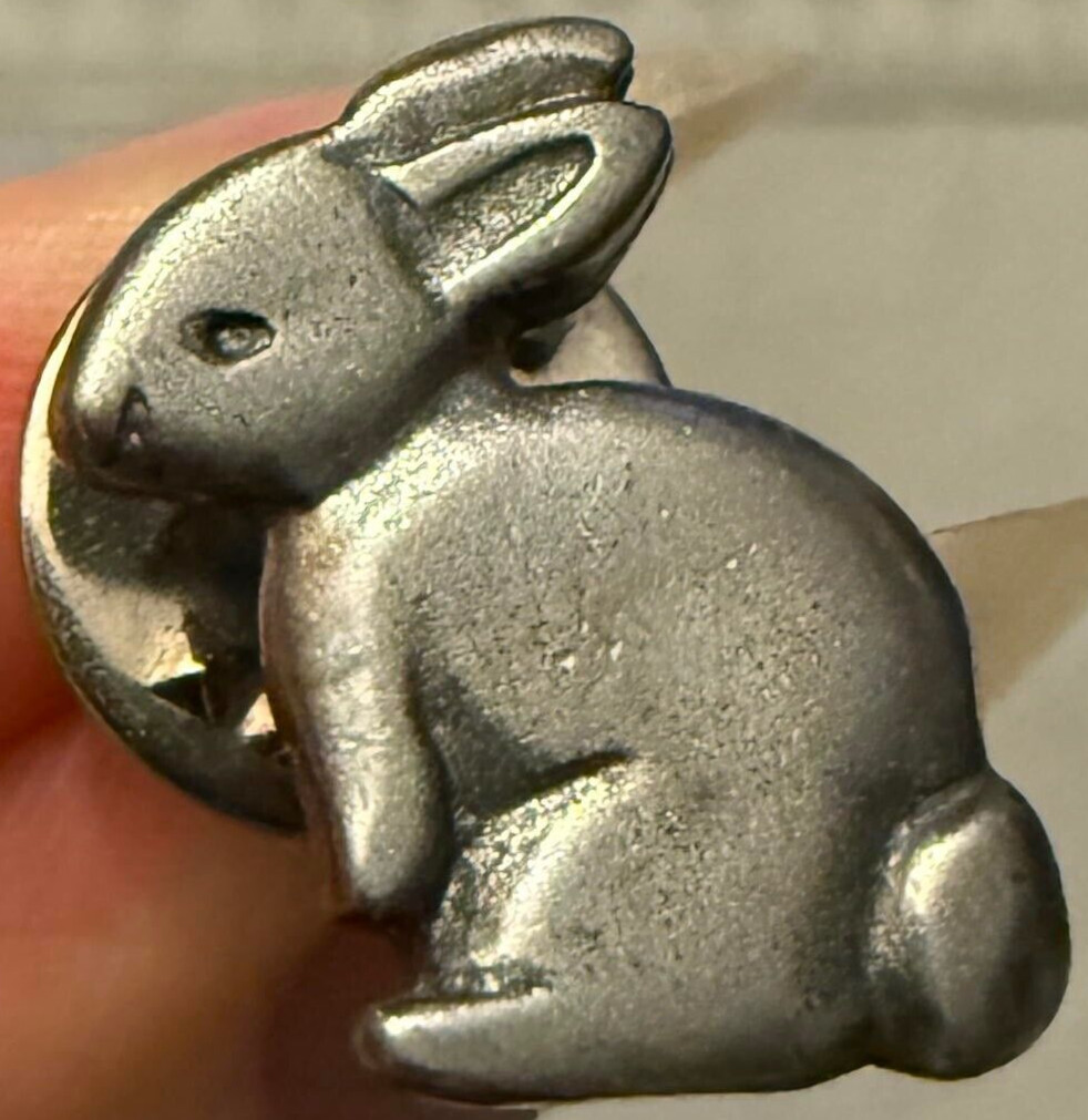 BUNNY RABBIT PIN, Small - Butterfly Clutch Pinback EASTER SPRING