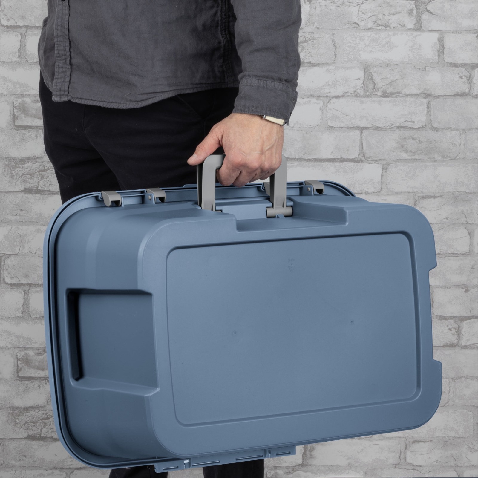 2 Pack Sterilite 14 Gallon Lockable Footlocker Storage Bin Blue with Handle