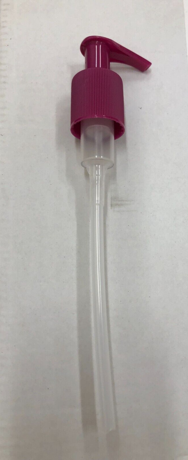 MAGENTA LOTION PUMP, 24/415 FINISH, FINE RIBBED w/ lock up head A 6 3/8, 500/CS