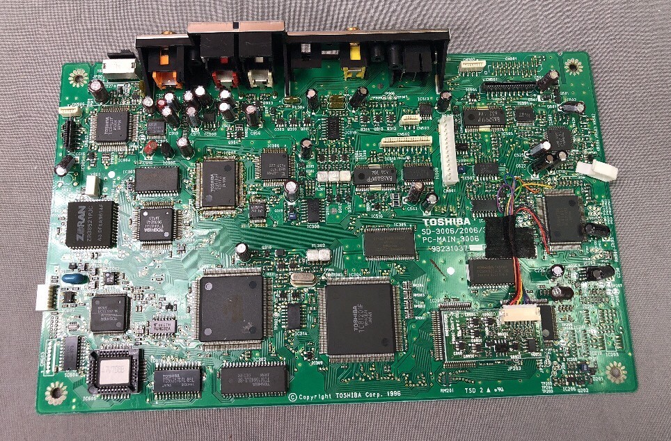 Toshiba Sd-3006 DVD Main Board Logic Sd-3006/2006/3000 98231037
