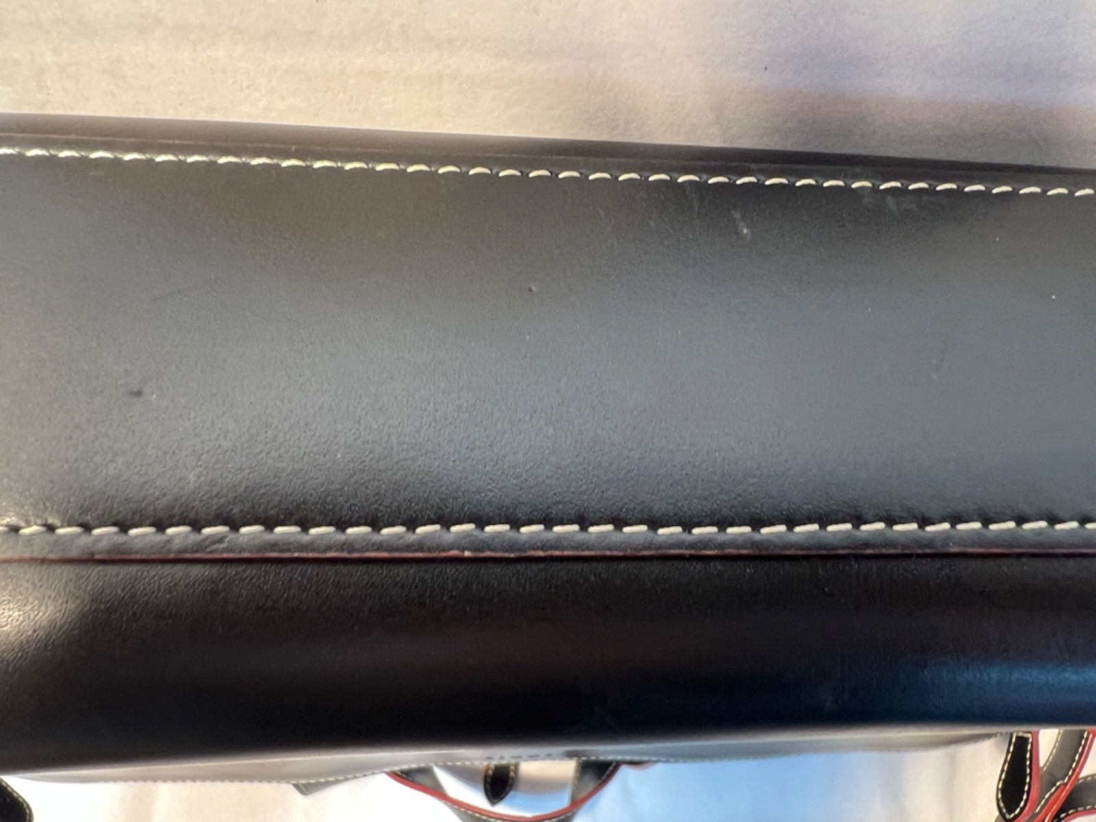 Lodis Black Leather Laptop Briefcase Solid Zipper Closure Shoulder Strap Red/Blk
