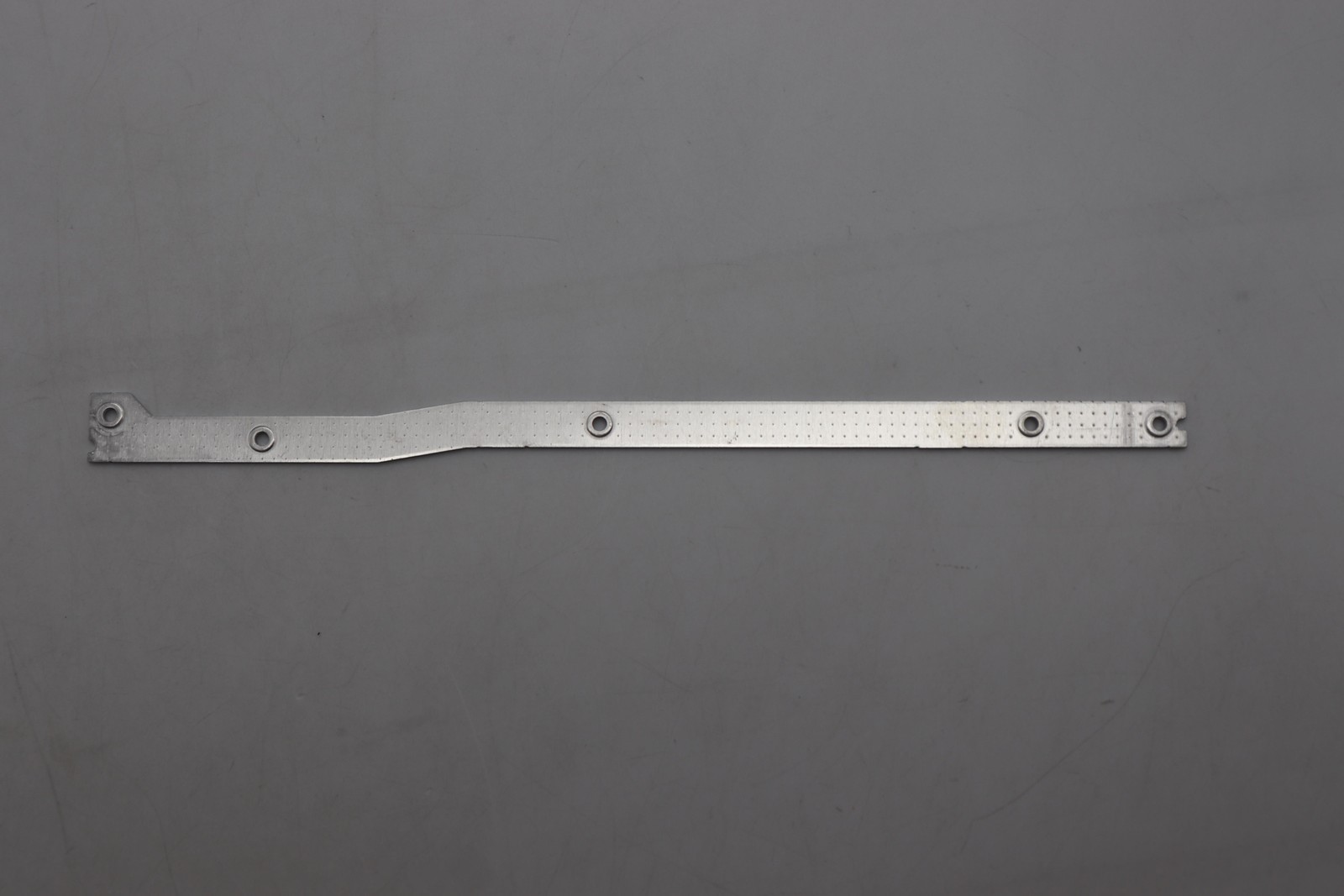 5B40S22240 BRACKET L82YQ L