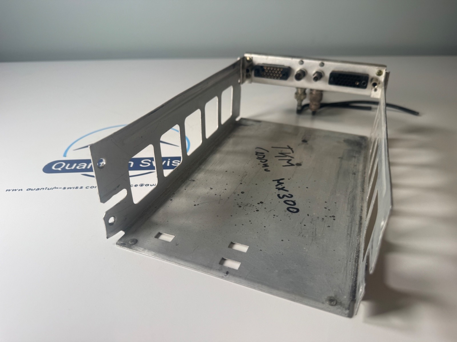 CESSNA ARC 40550-0001 MX300 NAV COMM MOUNTING TRAY ASSEMBLY