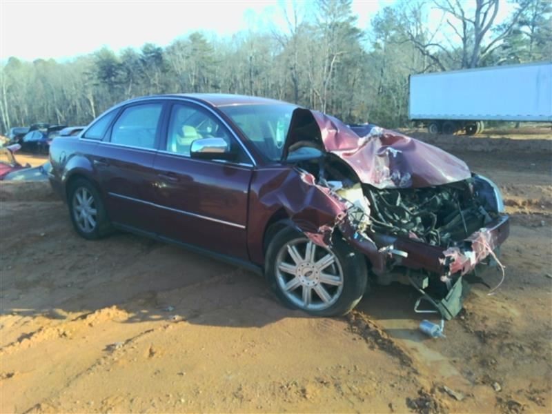 Driver Sun Visor Illuminated Fits 05-07 FIVE HUNDRED 142467