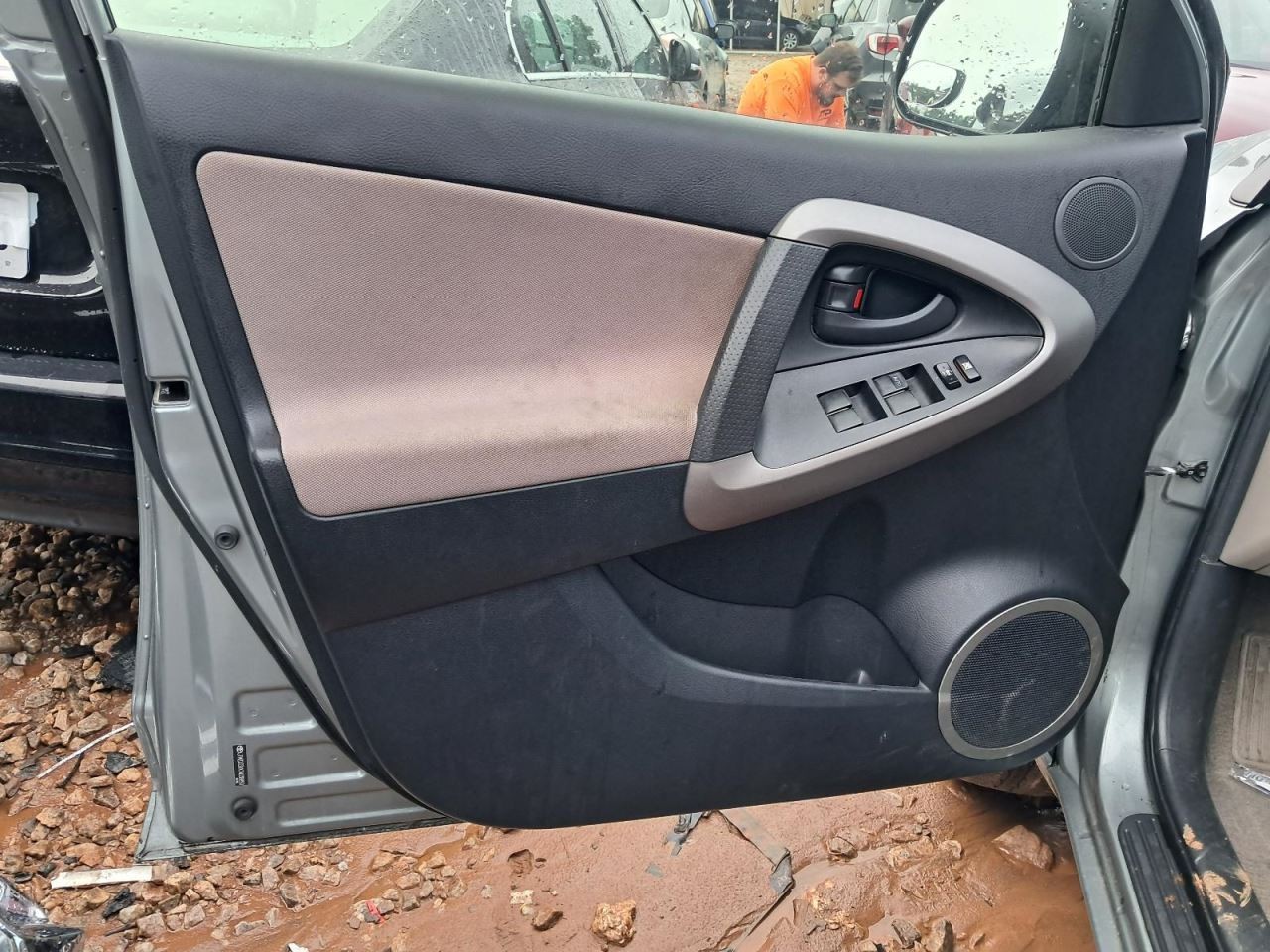 RAV 4 2007 Glove Box 4738406