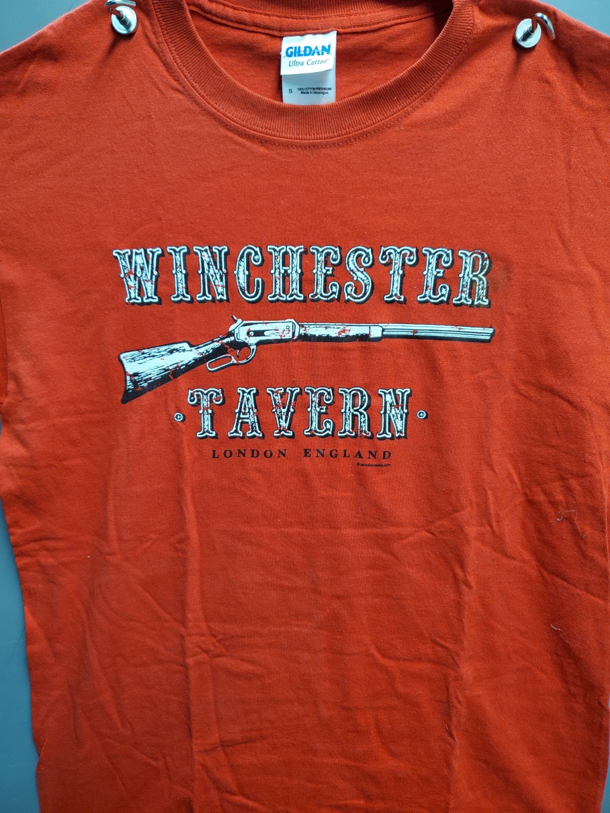 Vintage 90s WINCHESTER TAVERN T-Shirt Size Small TS27
