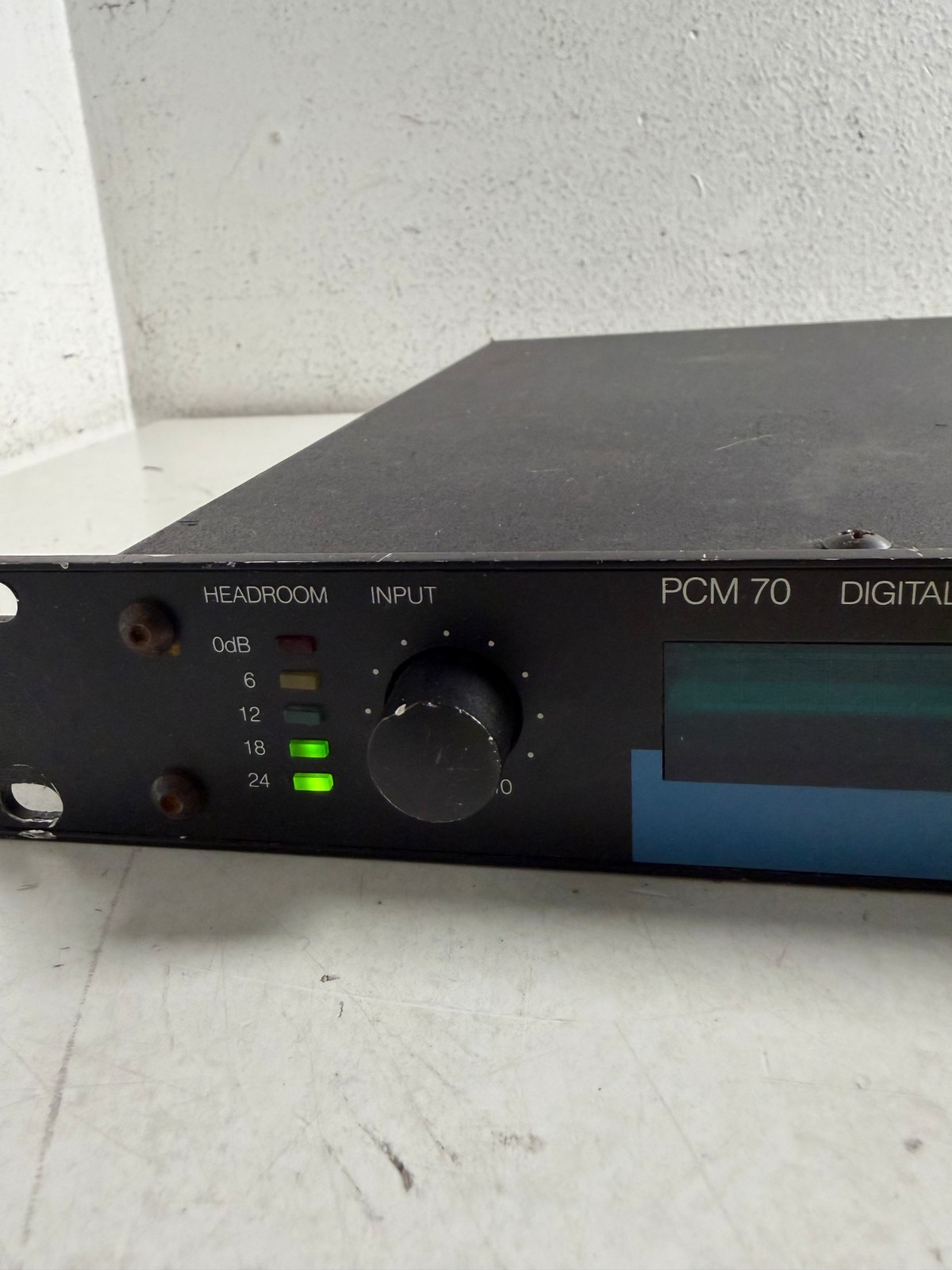 Lexicon PCM 70 Black Rackmount Digital Multi-Effects Processor - For Parts