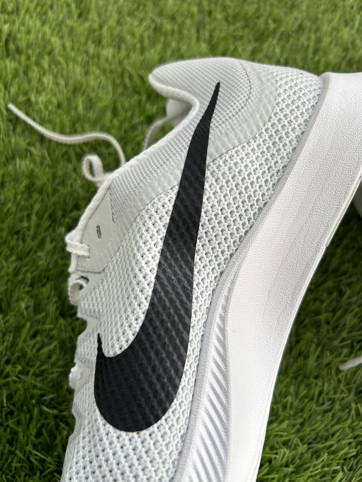 NIKE MENS NIKE RIVAL DISTANCE TRACK AND FIELD SHOES SIZE 11 NWOB WITH SPIKES