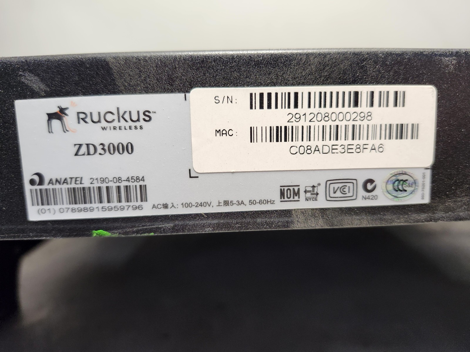 Ruckus Wireless ZoneDirector 3000 ( ZD3000 ) Wireless LAN Controller
