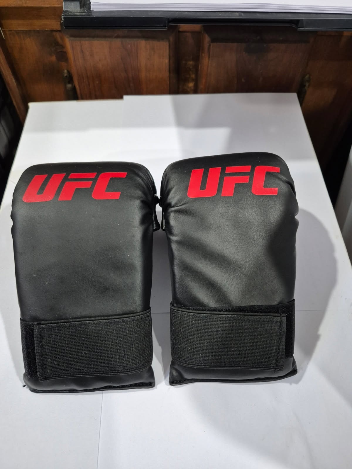 UFC Youth Gloves MMA Fighting Gloves A2