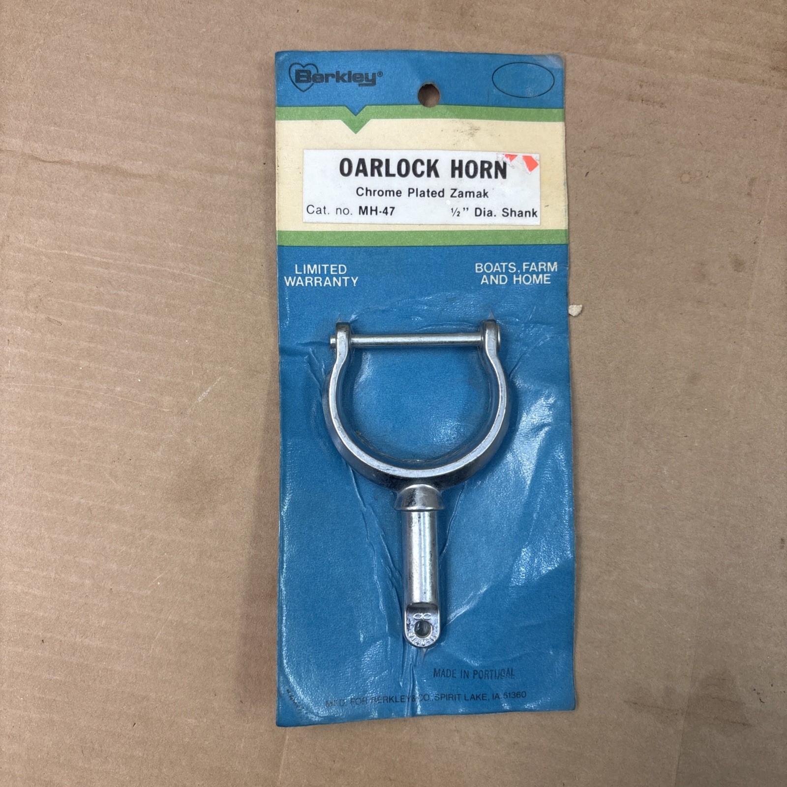 Berkley Oarlock Horn Chrome Plated Zamak