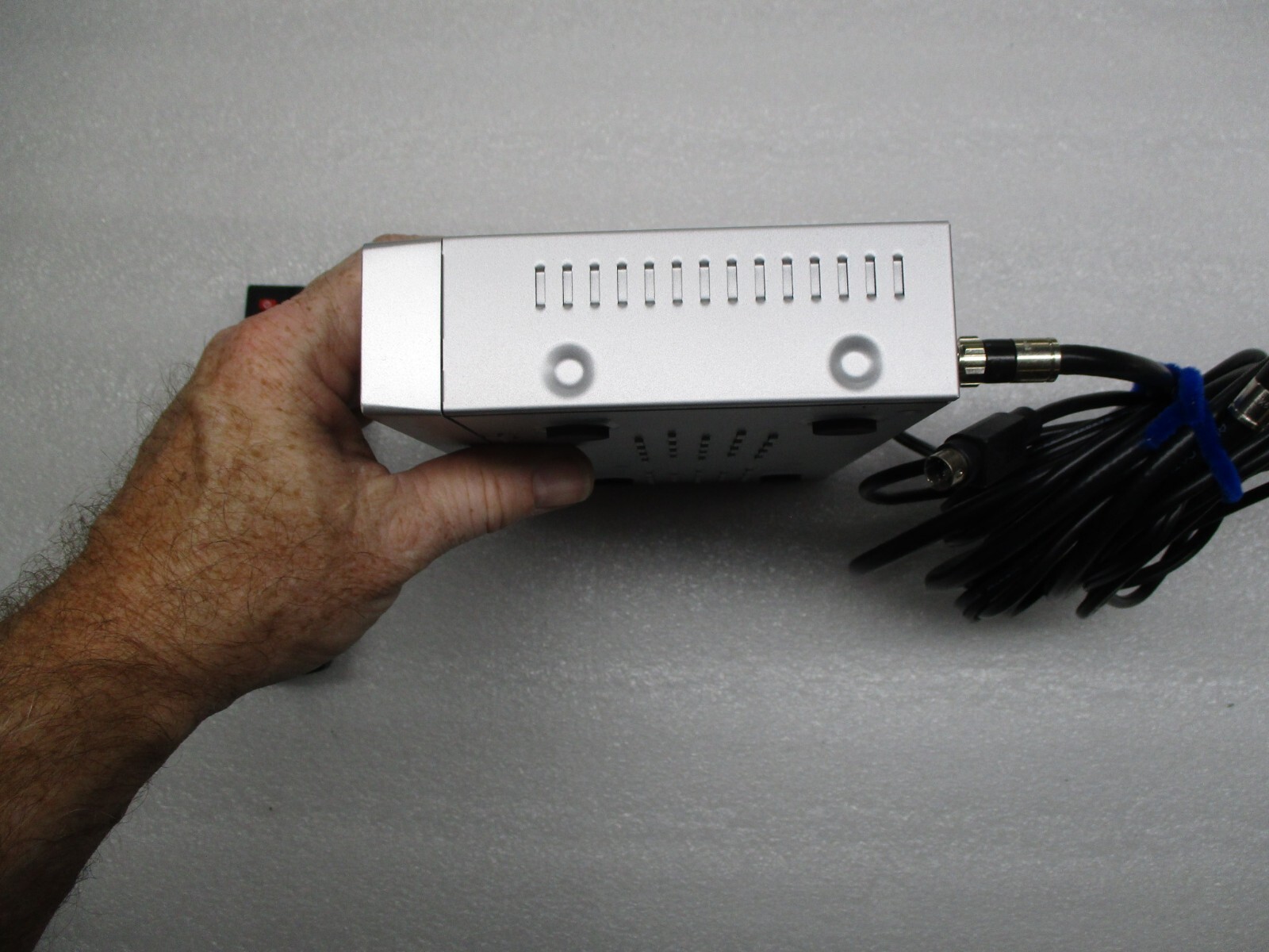 KONVERT DIGITAL TV TUNER