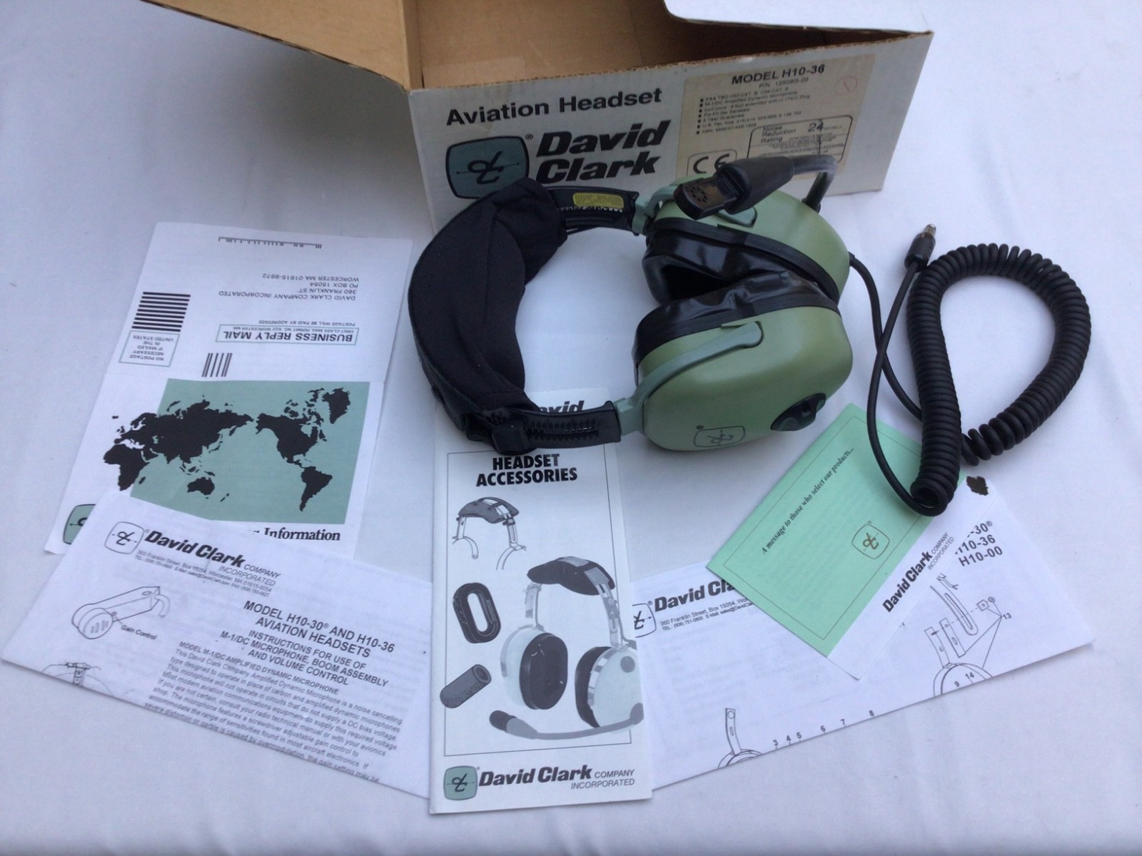 DAVID CLARK AVIATION HEADSET model H20-16 + M-7A Microphone Pilot Helicopter Box