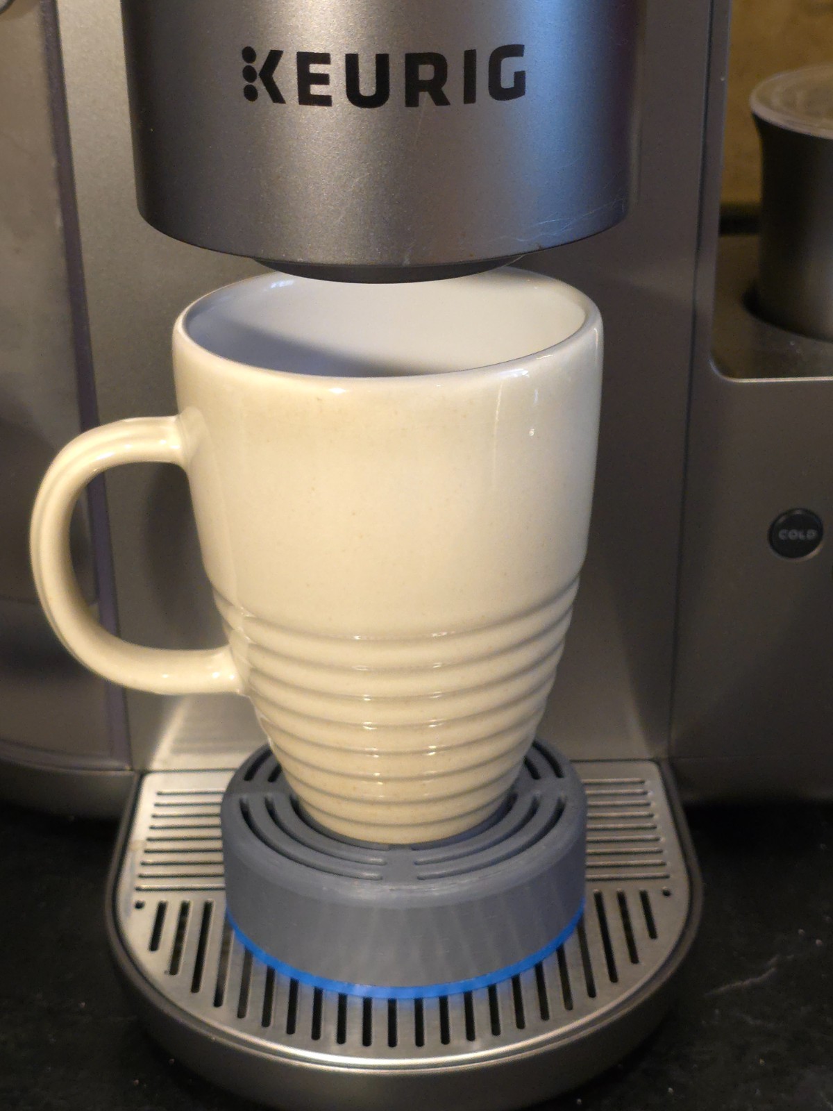 Anti-Splash Adjustable Coffee Cup Riser Accessory for K-Cup Coffee Makers Gray