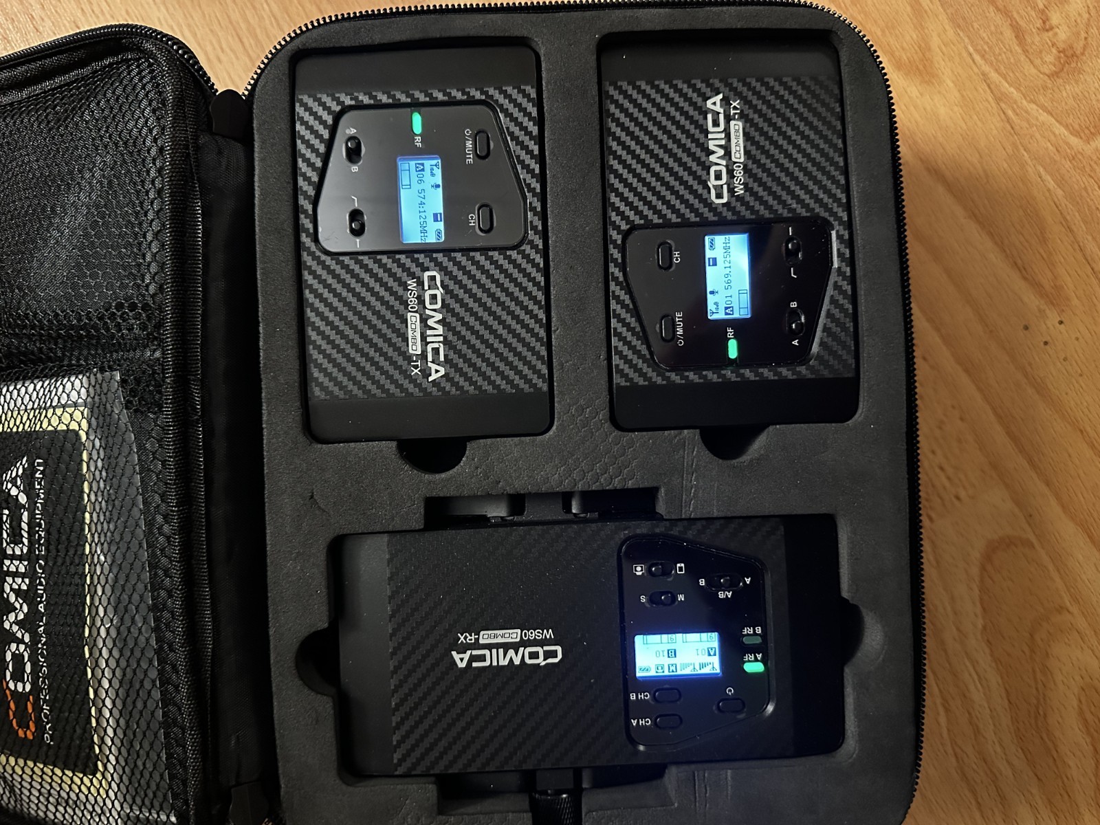 Comica WS60 COMBO Wireless Lavalier Microphone System for Smartphone Cameras