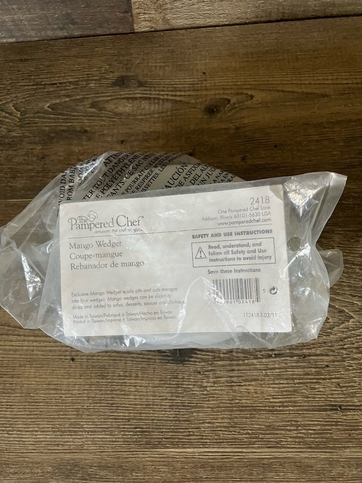 Pampered Chef Mango Wedger