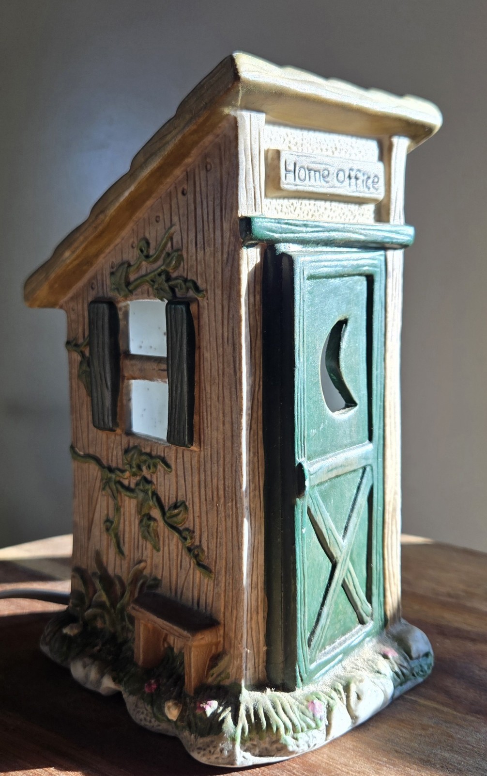 Transtar Intl " Home Office " Outhouse Ceramic Night Light With New Bulb