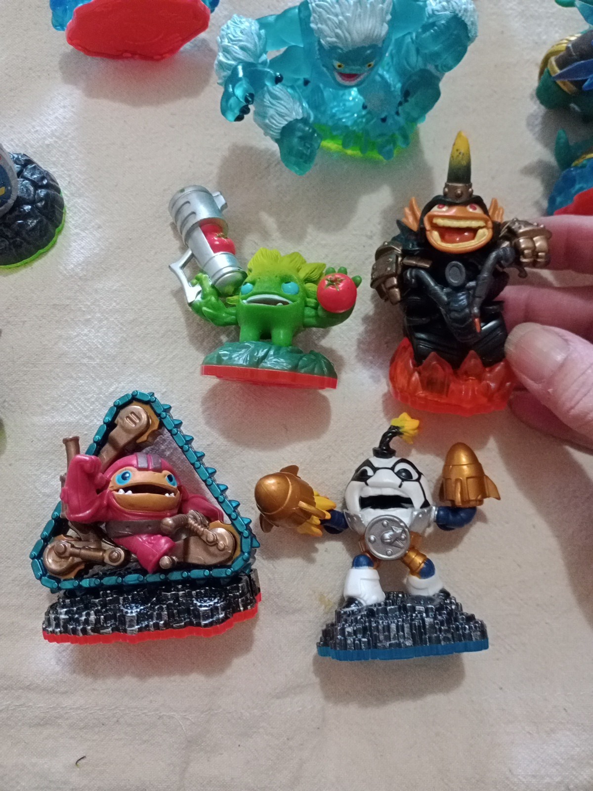 Assorted Skylanders Lot Of 11 Not Tested