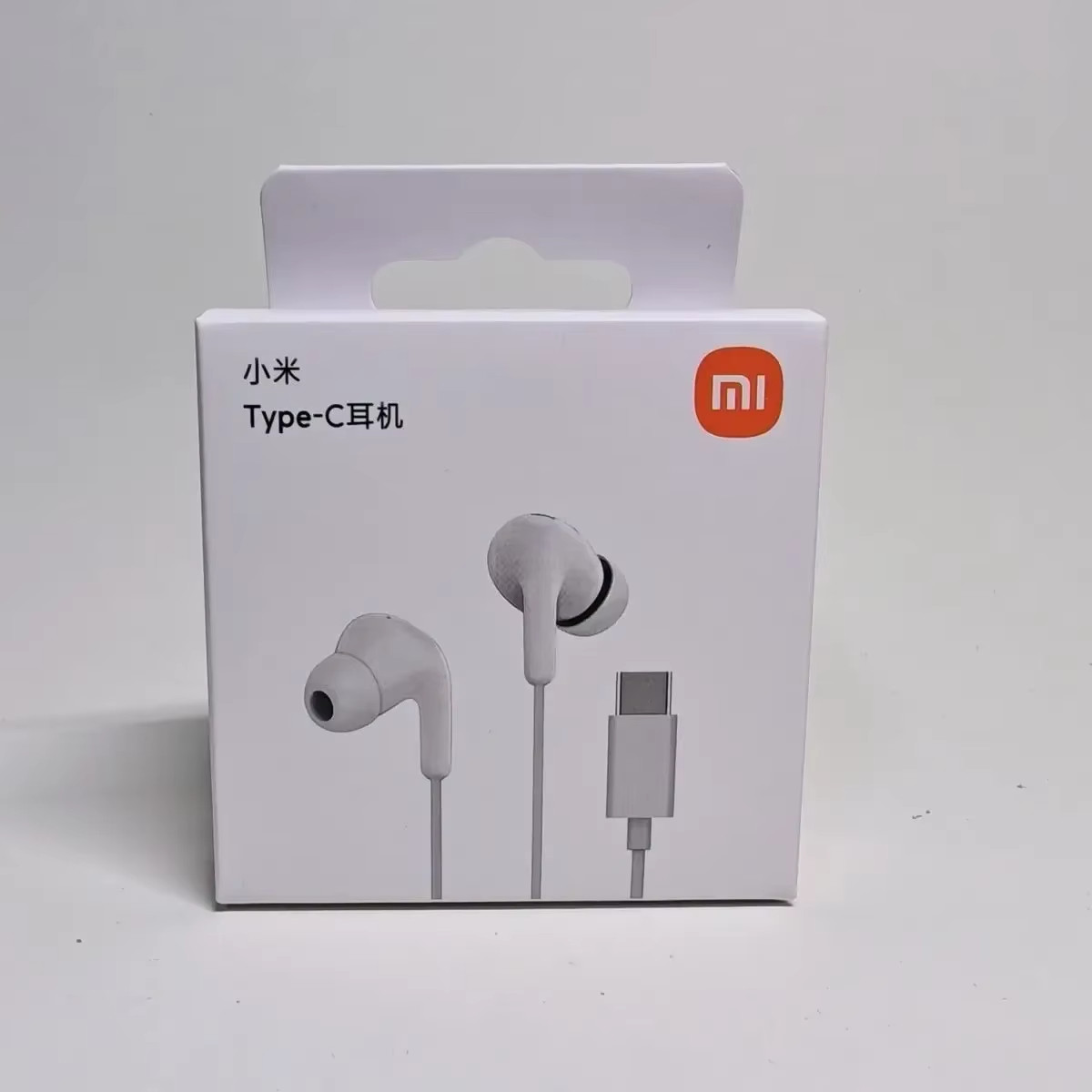 USB-C Wired In-Ear Xiaomi Headphones with Mic (New)