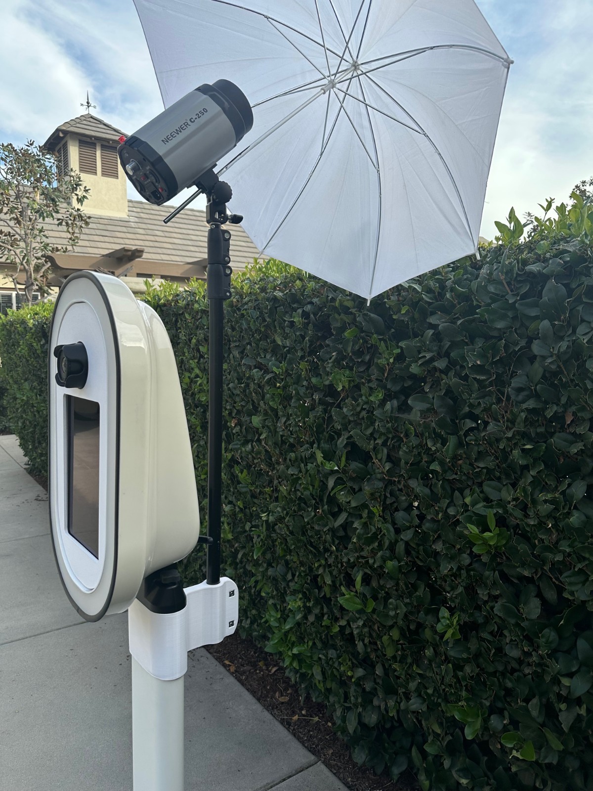 Light Adapter for Salsa 1 Photobooth (Now includes light pole)