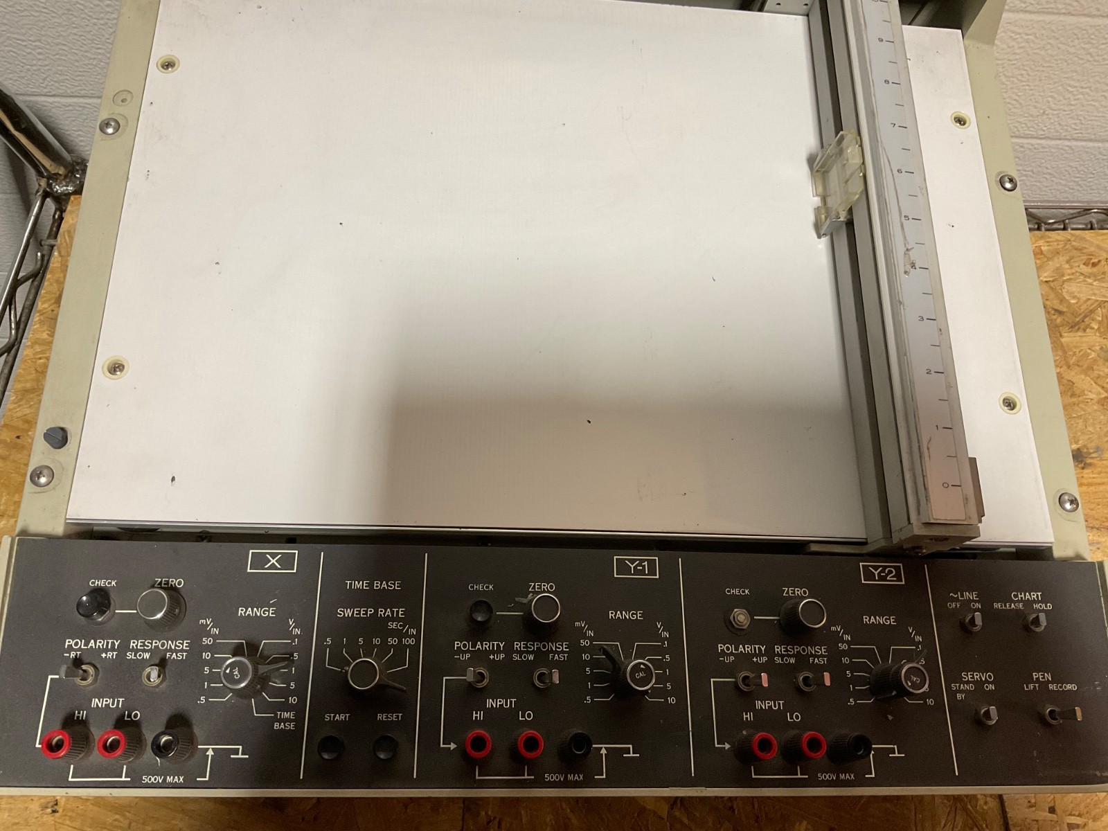 Vintage Agilent Hewlett Packard HP 7047A X-Y Recorder Plotter Printer OPTION 01