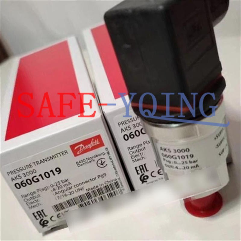 1PCS Danfoss pressure transmitter AKS3000 060G1019 NEW