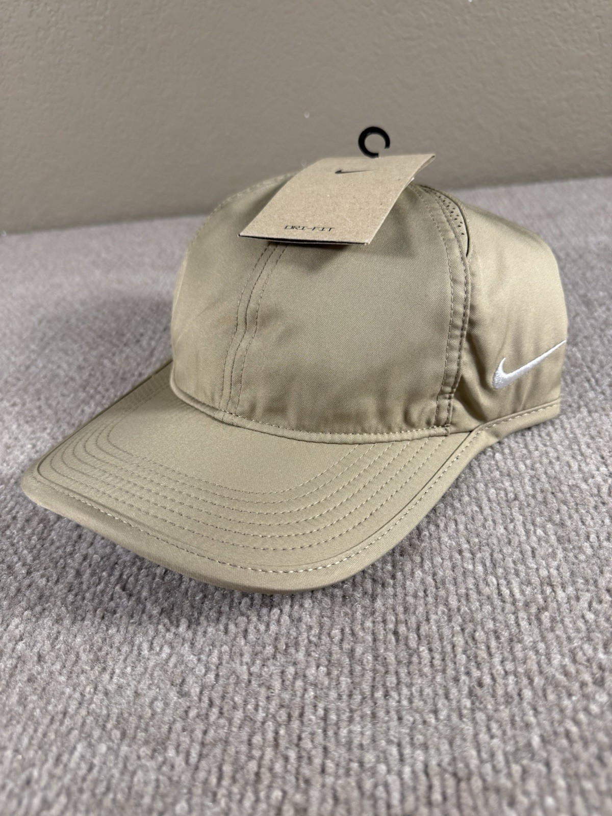 Nike Dri-Fit AeroBill Team Featherlight Khaki CJ7082-247 Adjustable Running Hat