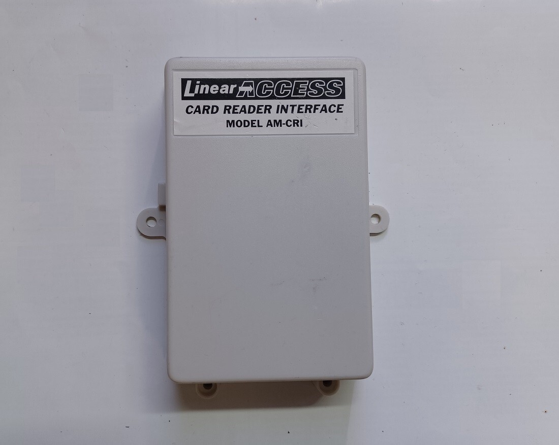 Linear AM-CRI Card Reader Interface ACP00717, Wiegand, Used.  Free Shipping USA
